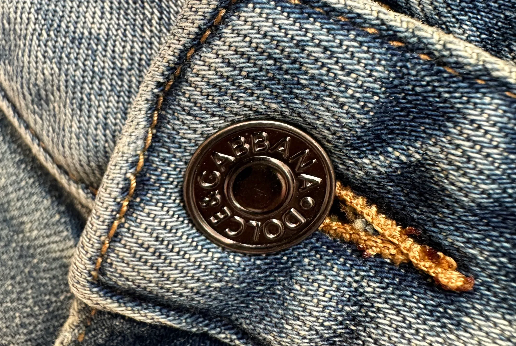 DG ， ， Classic LOGO ， ！ 。 ， ， ， 。Sizes:28—38